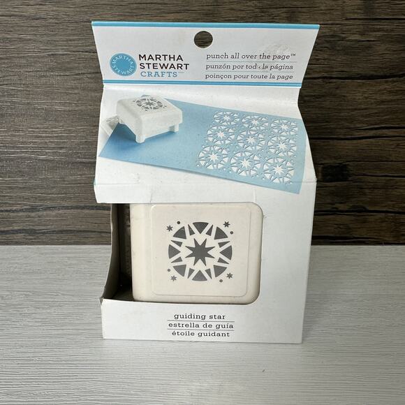 Martha Stewart Crafts GUIDING STAR Punch All Over the Page Pattern Scrapbooking - Picture 1 of 4